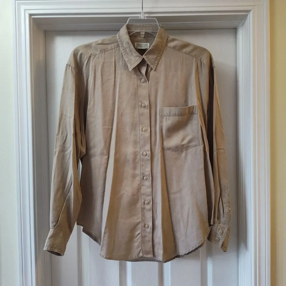 Banana Republic Safari &‎ Travel Clothing Co. Vintage Button Down Long Sleeve L